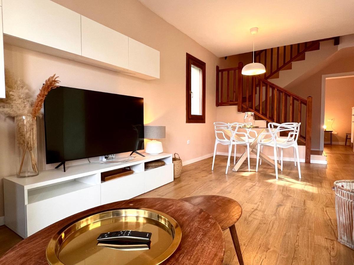 Duplex La Roca - L'Amfitriona Leilighet Espot Eksteriør bilde